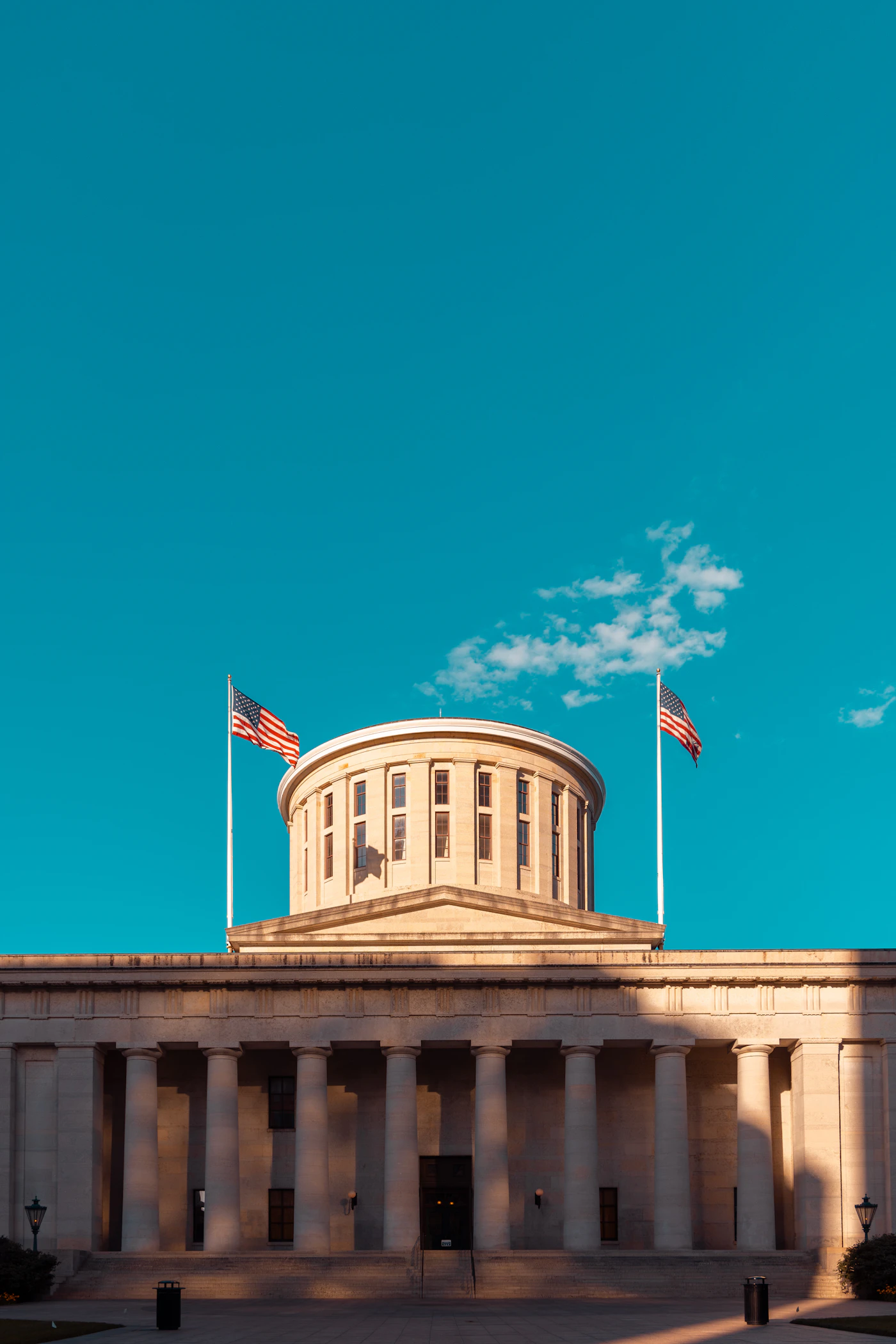 Ohio Statehouse in Columbus, where the kratom ban in Ohio is set by state rules